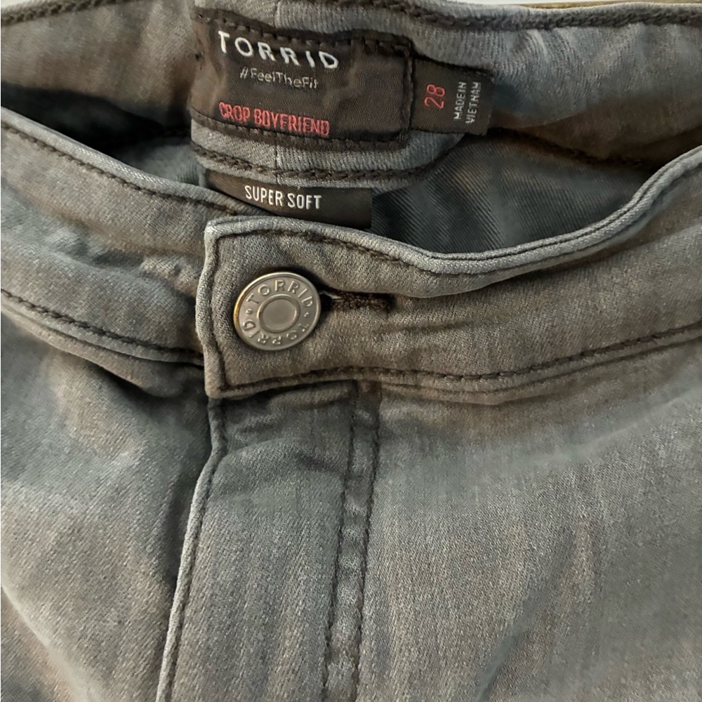 Torrid Super Soft Gray Crop Jeans